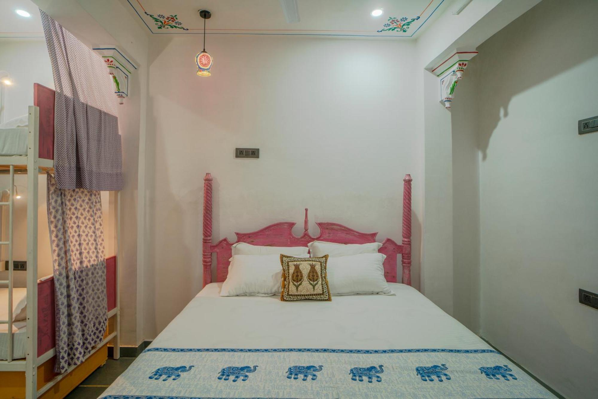 Soham Haveli Udaipur Hostel Luaran gambar